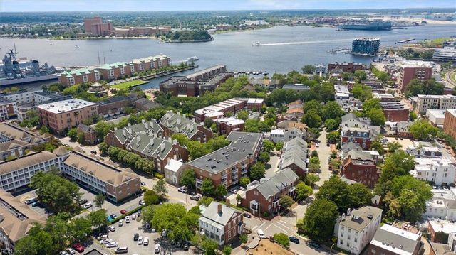 249 W Freemason St Apt 404, Norfolk, VA 23510