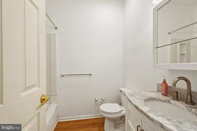 113 DRESHER WOODS DR, Dresher, PA 19025