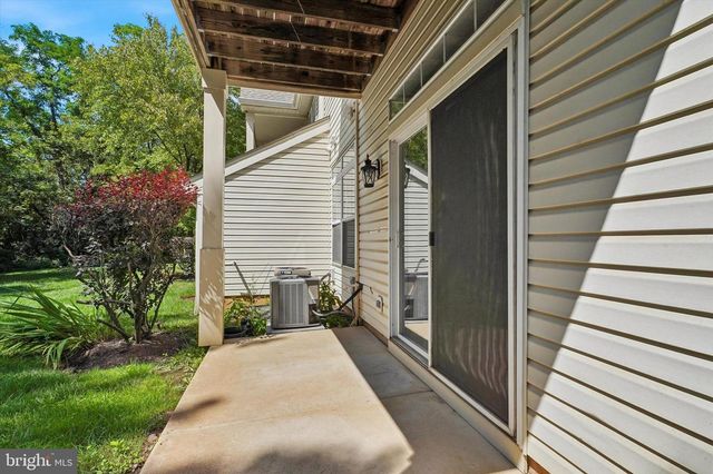 113 DRESHER WOODS DR, Dresher, PA 19025