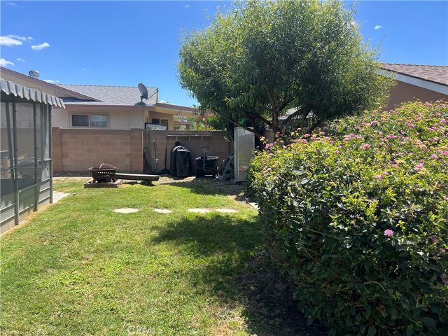 1601 W Mayberry, Hemet, CA 92543