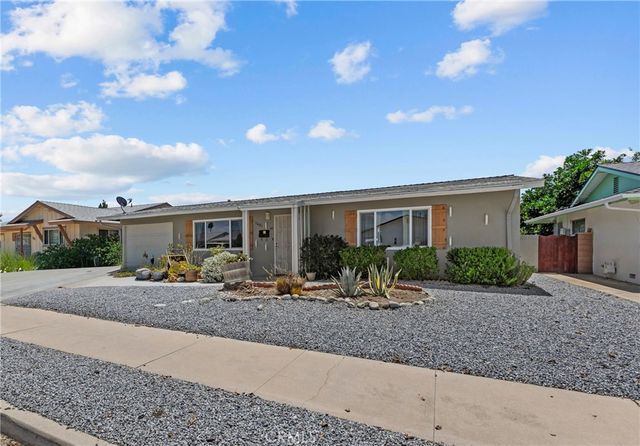 1601 W Mayberry, Hemet, CA 92543