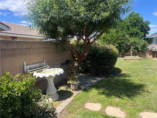 1601 W Mayberry, Hemet, CA 92543