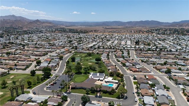 1601 W Mayberry, Hemet, CA 92543