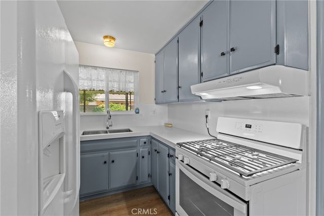 1601 W Mayberry, Hemet, CA 92543