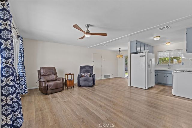 1601 W Mayberry, Hemet, CA 92543