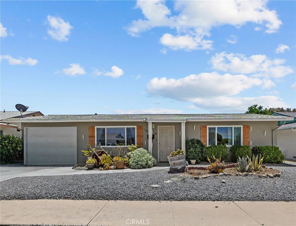 1601 W Mayberry, Hemet, CA 92543
