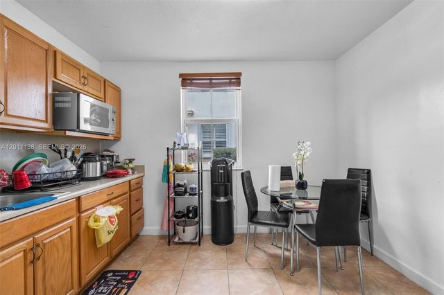 8031 W 36th Ave 1, Hialeah, FL 33018