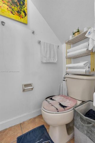 8031 W 36th Ave 1, Hialeah, FL 33018