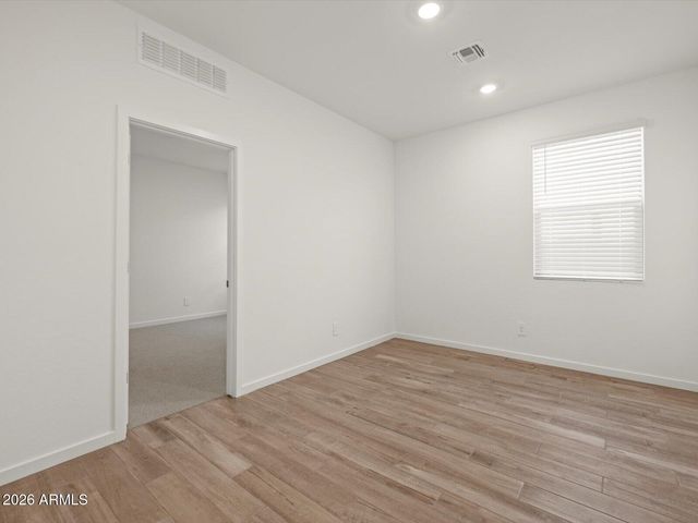 17656 W WOODLANDS Avenue, Goodyear, AZ 85338