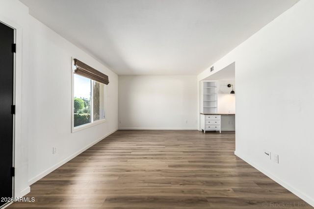 7804 N 47TH Avenue, Glendale, AZ 85301