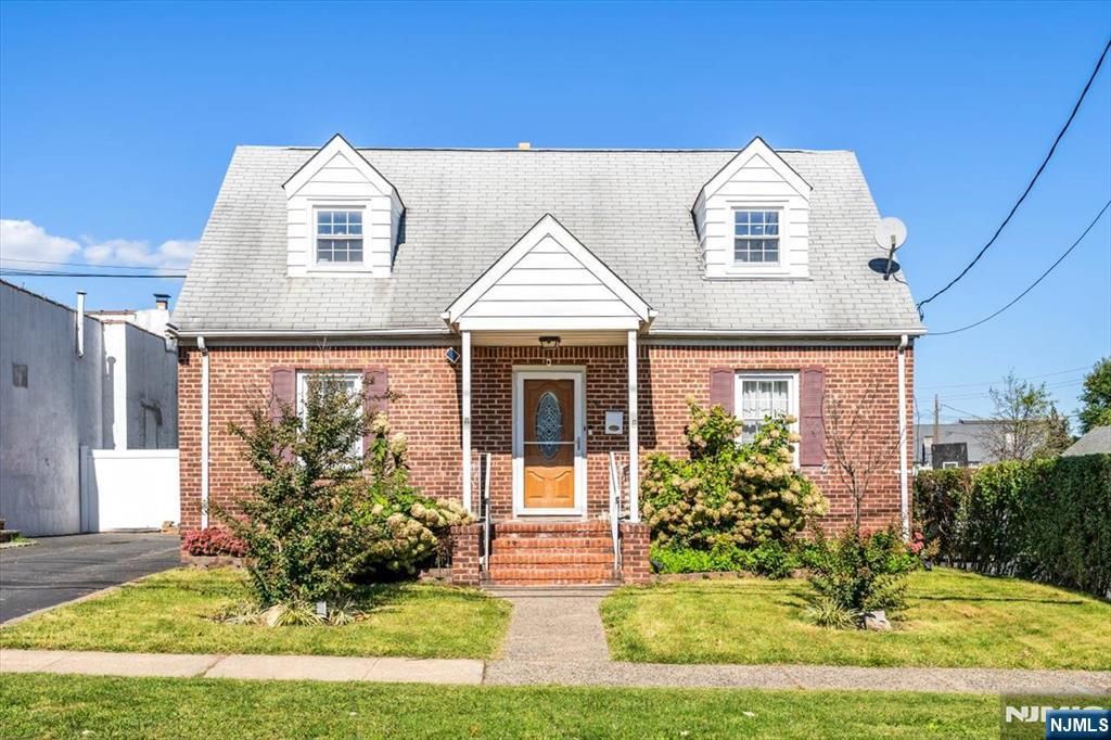 54 Hancox Avenue, Nutley, NJ 07110