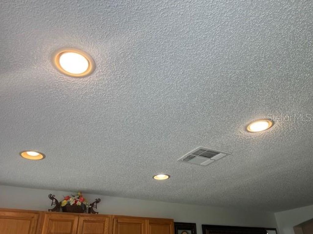 Image 21 of property listing at 2824 OSPREY COVE PLACE 102, Kissimmee, FL 34746