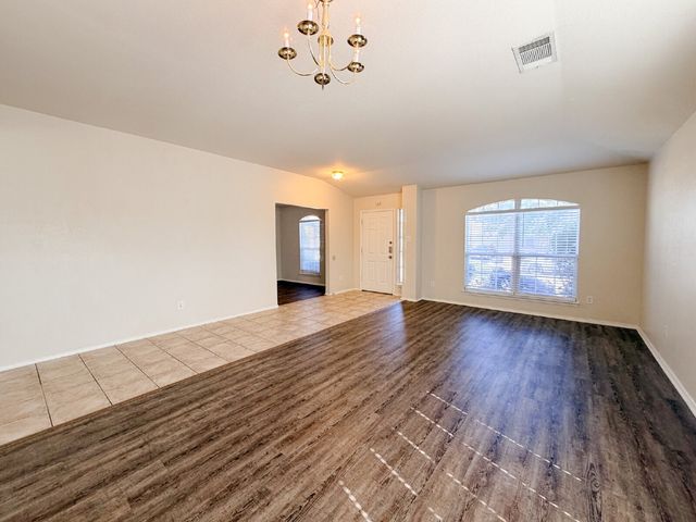 5353 Freestone Drive, Grand Prairie, TX 75052