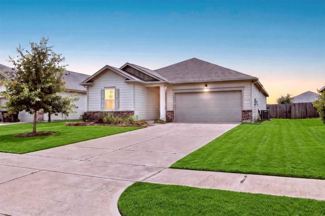 1024 Banyon Tree Lane, Brookshire, TX 77423