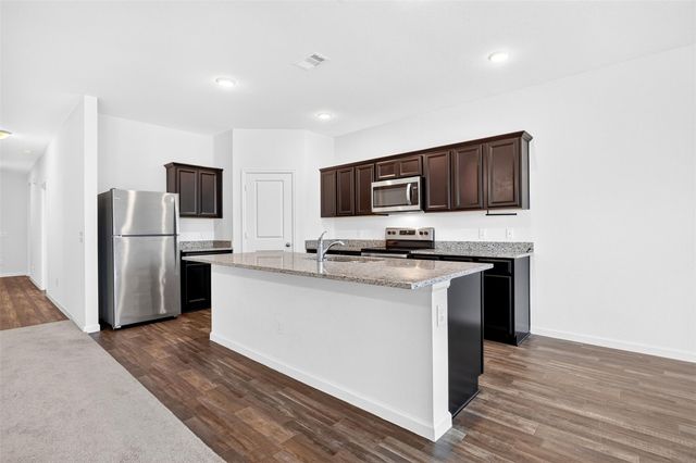 1024 Banyon Tree Lane, Brookshire, TX 77423