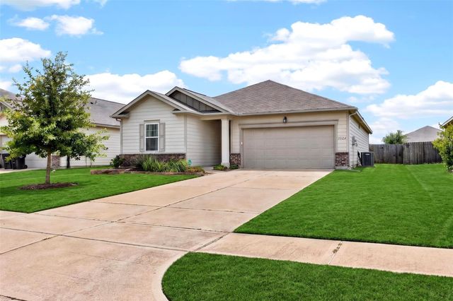 1024 Banyon Tree Lane, Brookshire, TX 77423