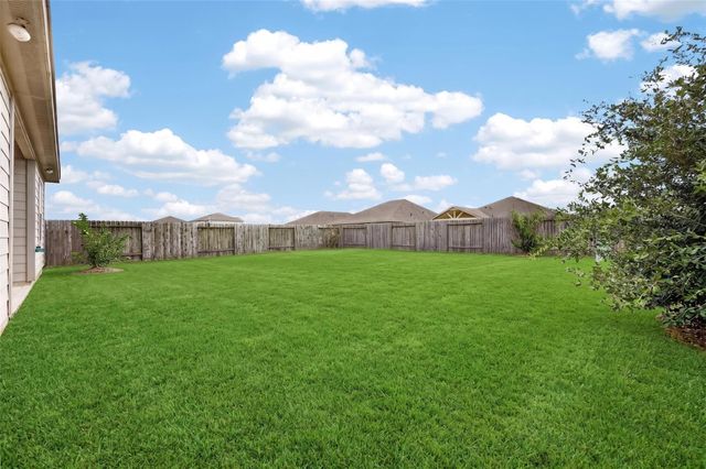 1024 Banyon Tree Lane, Brookshire, TX 77423