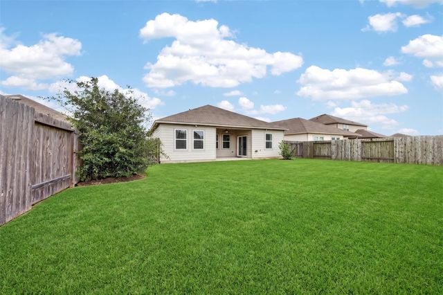 1024 Banyon Tree Lane, Brookshire, TX 77423