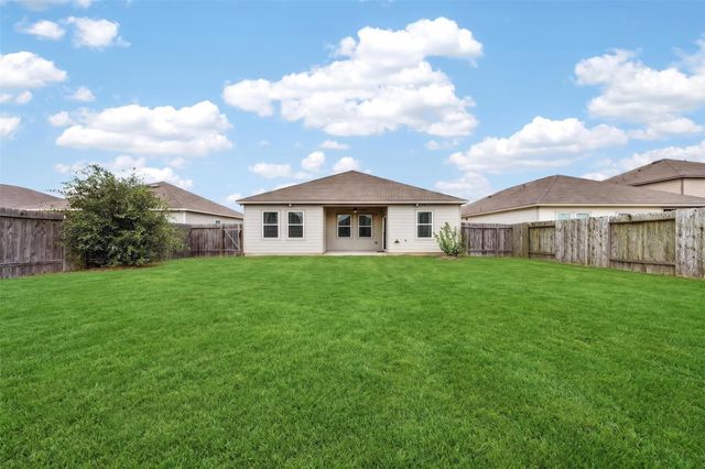 1024 Banyon Tree Lane, Brookshire, TX 77423