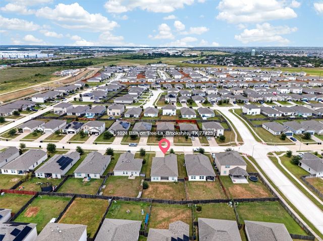 1024 Banyon Tree Lane, Brookshire, TX 77423