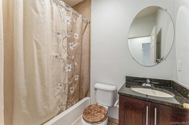 448 Winter Place, East Meadow, NY 11554