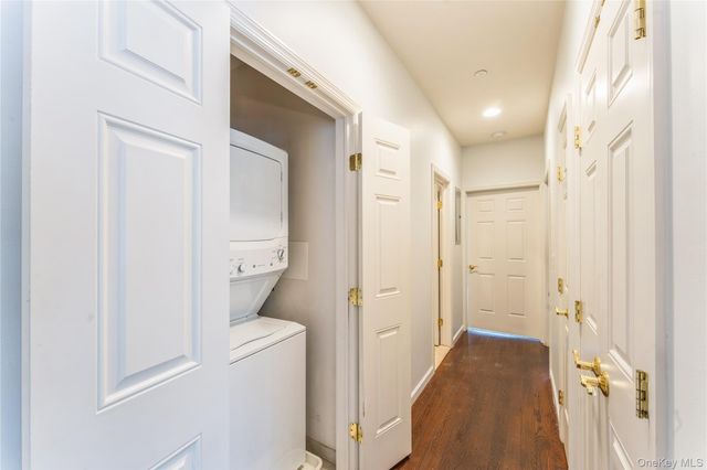 448 Winter Place, East Meadow, NY 11554