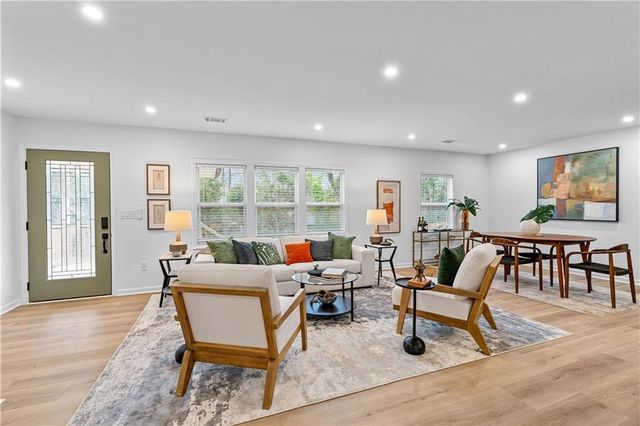 1380 Dogwood Circle, Smyrna, GA 30080