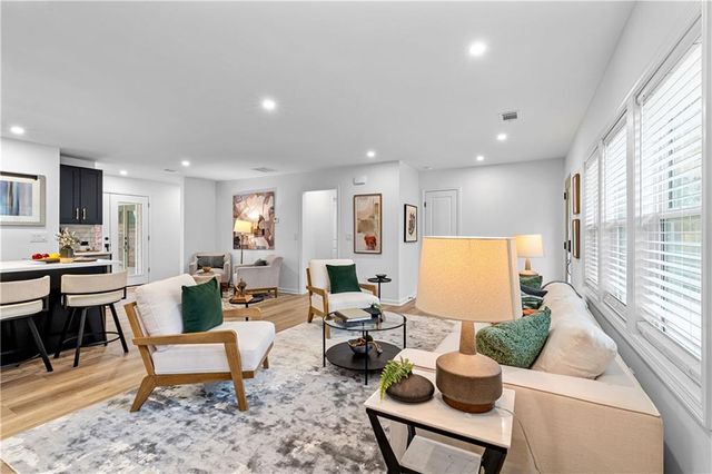 1380 Dogwood Circle, Smyrna, GA 30080