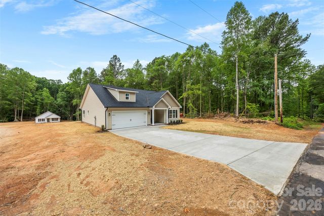 200 Knollwood Circle, Albemarle, NC 28001