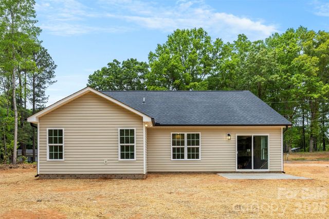 200 Knollwood Circle, Albemarle, NC 28001