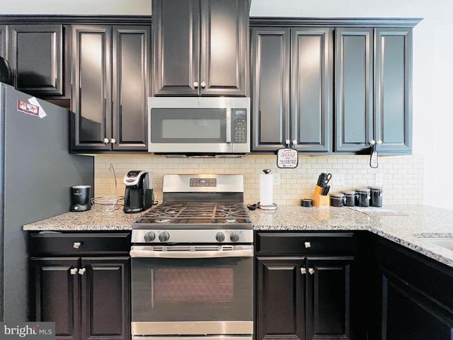 4637 TOWNE PARK RD, Suitland, MD 20746