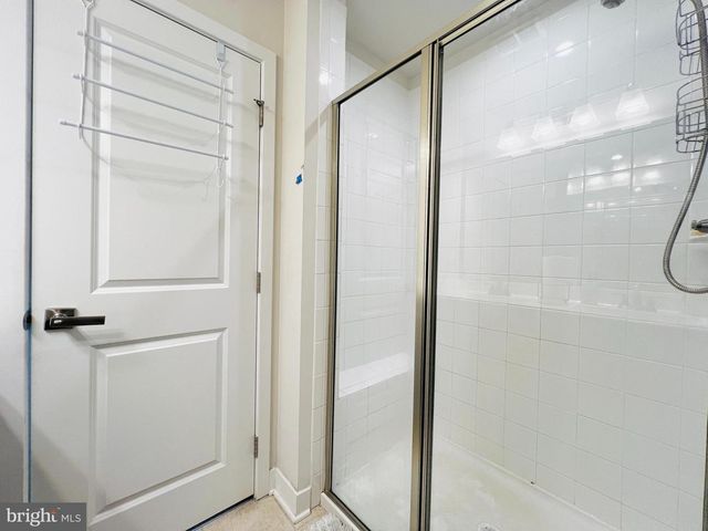 4637 TOWNE PARK RD, Suitland, MD 20746