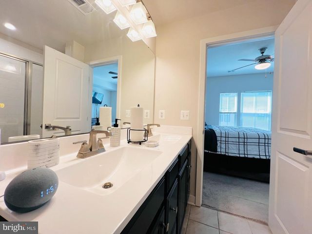 4637 TOWNE PARK RD, Suitland, MD 20746
