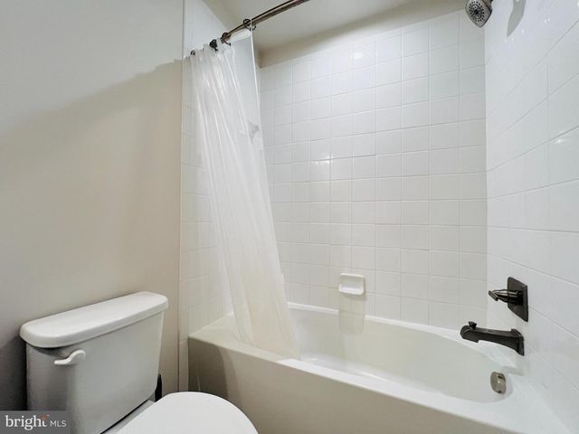 4637 TOWNE PARK RD, Suitland, MD 20746