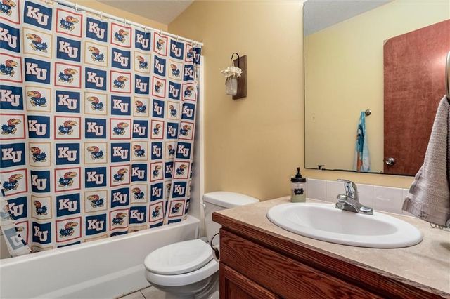 337 Illinois Street, Lawrence, KS 66044