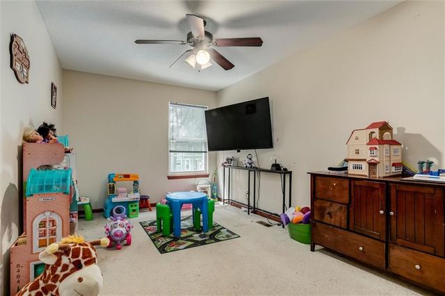 337 Illinois Street, Lawrence, KS 66044