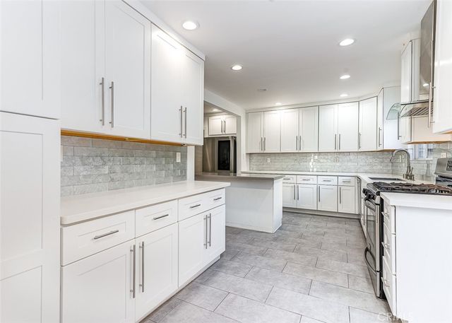 4225 Dundee Drive, Los Angeles, CA 90027