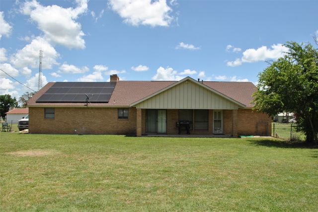 102 Harrison Avenue, Gustine, TX 76455