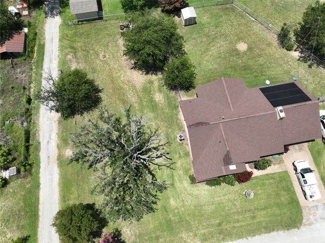 102 Harrison Avenue, Gustine, TX 76455