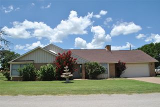 102 Harrison Avenue, Gustine, TX 76455