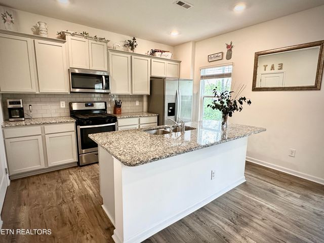 368 Hayley Marie Lane, Knoxville, TN 37920
