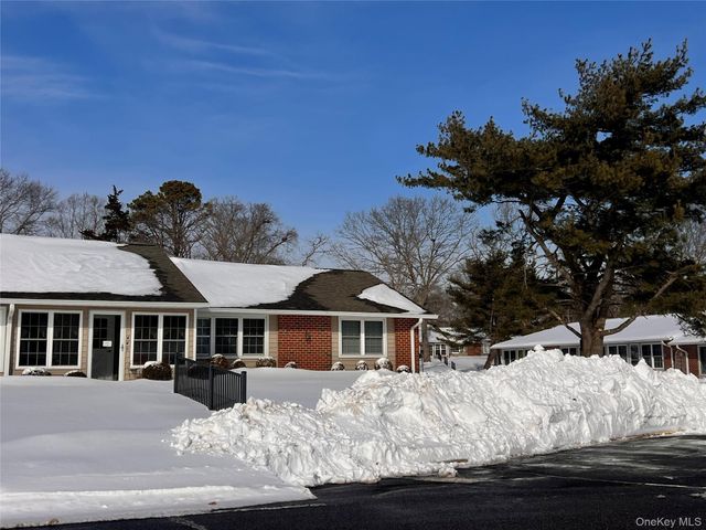 44B Trent Court B, Ridge, NY 11961