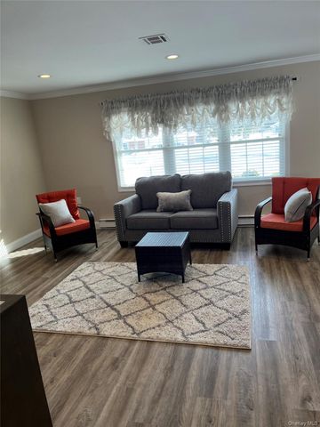 44B Trent Court B, Ridge, NY 11961