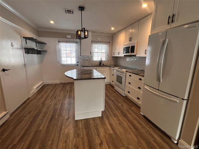 44B Trent Court B, Ridge, NY 11961