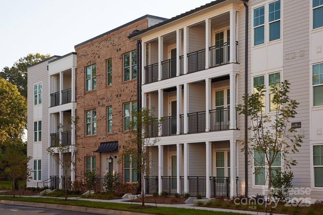 19020 Potts Park Lane B1M2, Davidson, NC 28036