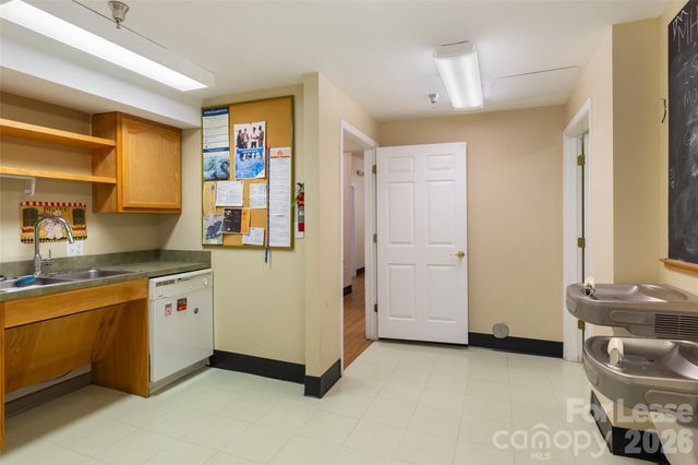 64 Clingman Avenue 101, Asheville, NC 28801