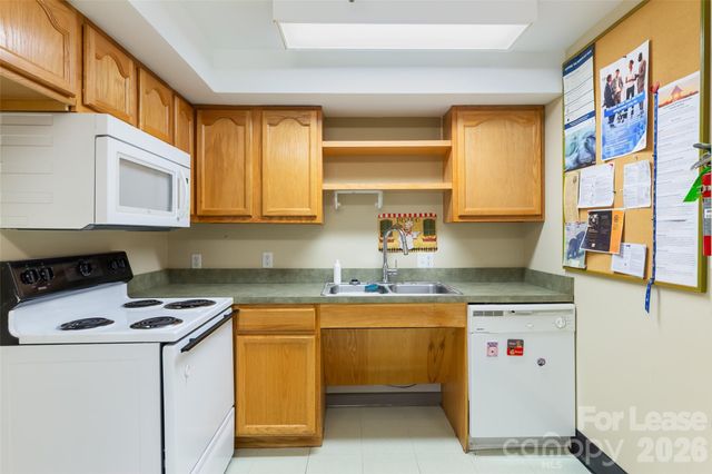 64 Clingman Avenue 101, Asheville, NC 28801