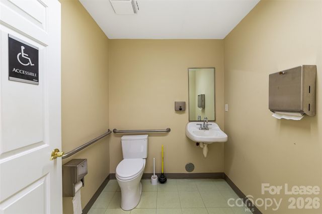 64 Clingman Avenue 101, Asheville, NC 28801