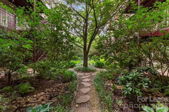 64 Clingman Avenue 101, Asheville, NC 28801