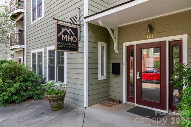 64 Clingman Avenue 101, Asheville, NC 28801